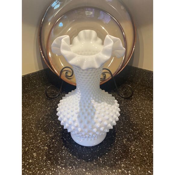 Vintage Milk Vase - Picture 1 of 6